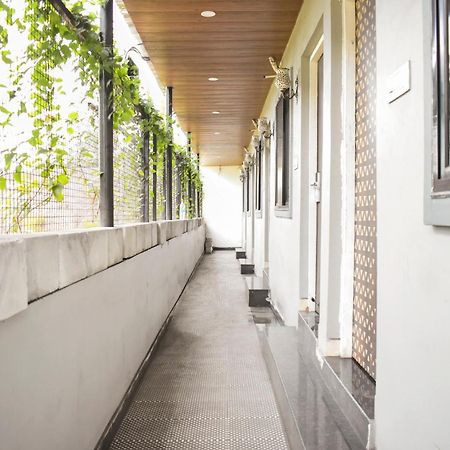Hotel O Club Toronto Durg Ngoại thất bức ảnh