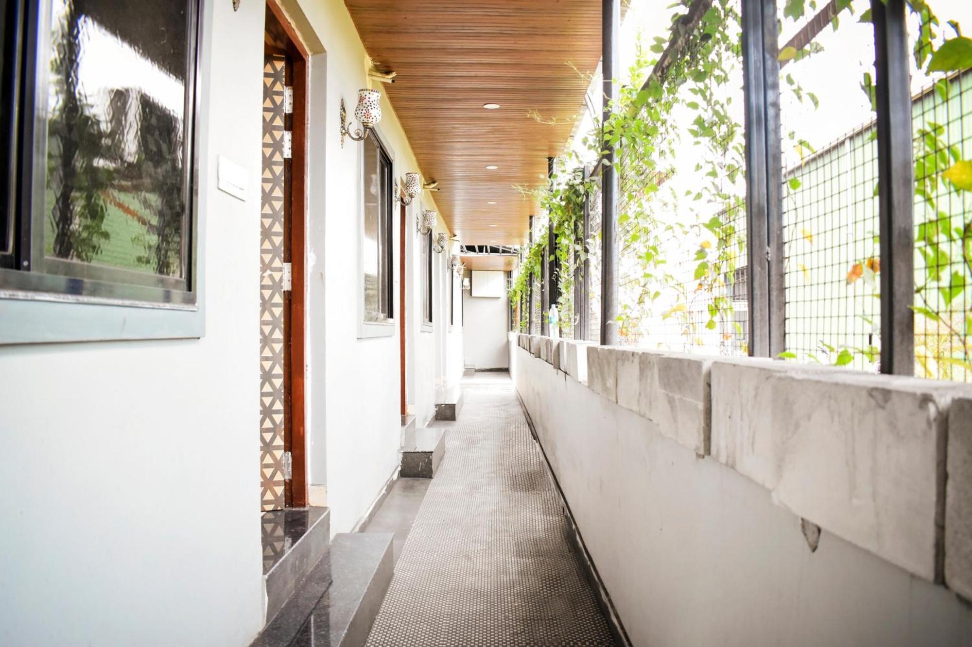 Hotel O Club Toronto Durg Ngoại thất bức ảnh